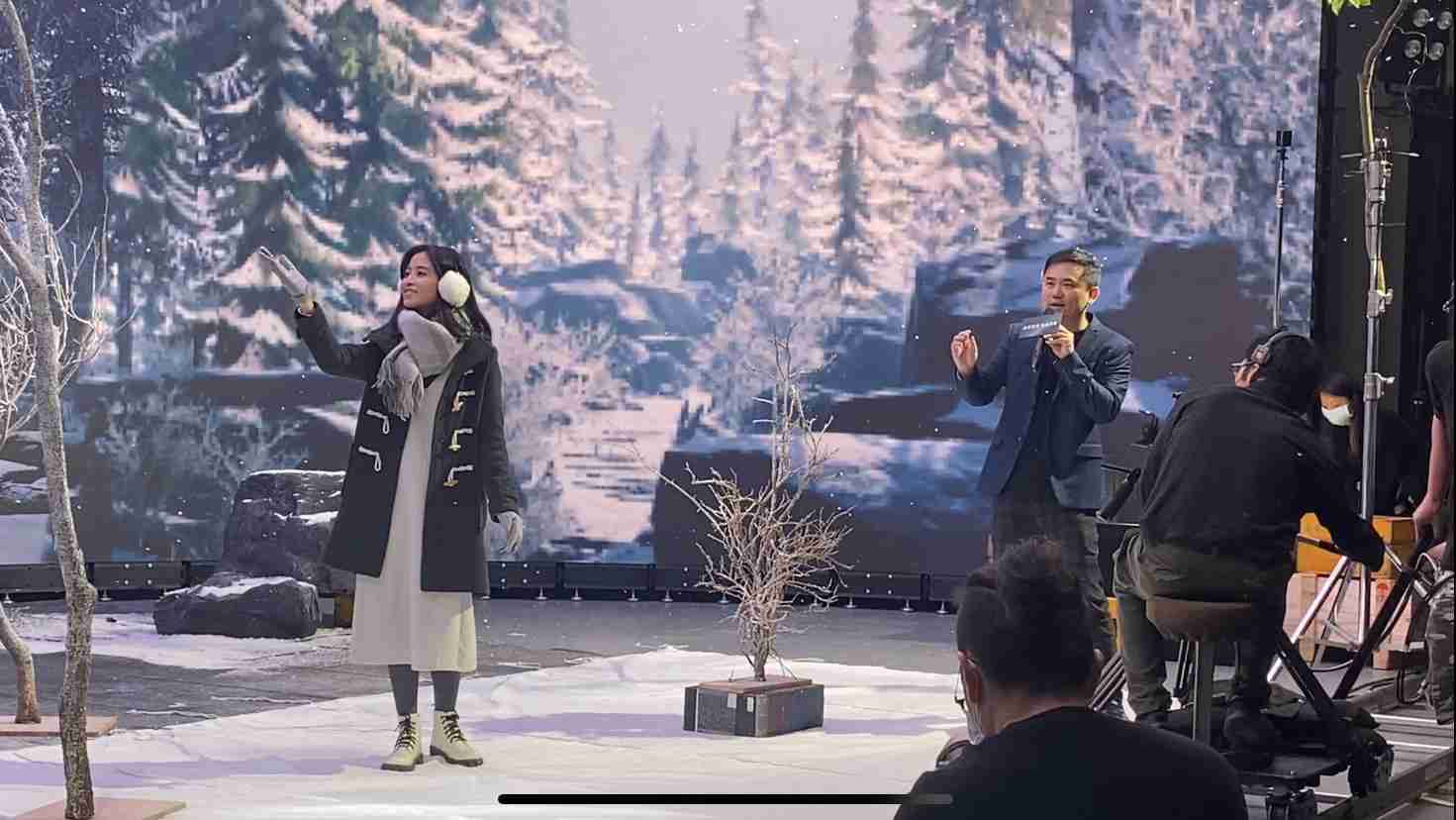 财神娱乐以ALED先进显屏技术，，，与金马奖视觉特效团队“再现影像”携手合作打造LED虚拟摄影棚，，提供沉浸式表演体验，，，并精简拍摄成本与时间